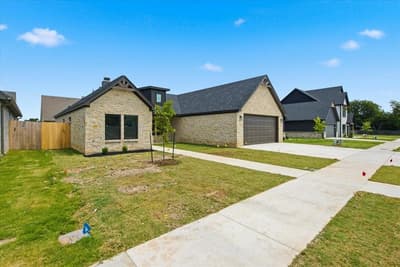 13015 Rainier Drive, Woodway TX 76712 - Photo 2
