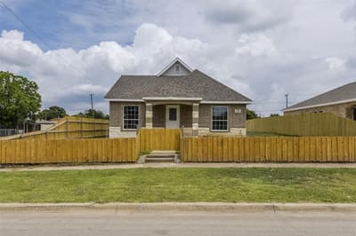 2502 S Denley Drive, Dallas TX 75216