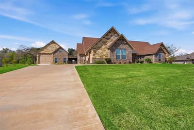 3832 Legend Trail, Granbury TX 76049