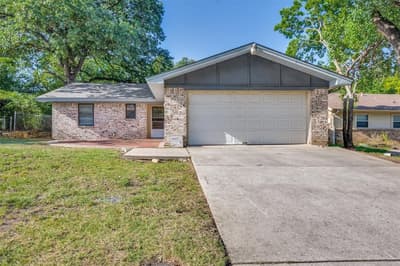 712 Chisholm Trail, Denton TX 76209