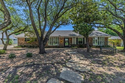 5311 Windy Hill Road, Greenville TX 75402
