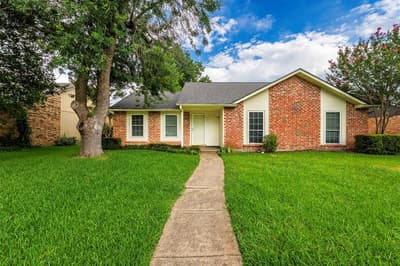 128 Kingsbridge Drive, Garland TX 75040