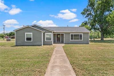 332 Illinois, China Spring TX 76633