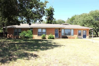 860 N Harbin Drive, Stephenville TX 76401