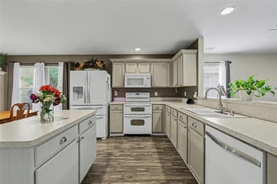 2707 Mountain View Drive, McKinney TX 75071 - Photo 3
