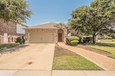 5896 Vista Heights Lane, Grand Prairie TX 75052