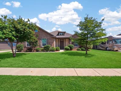 792 E Northside Drive, Pilot Point TX 76258
