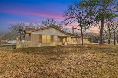 402 Baseline Road, Krugerville TX 76227