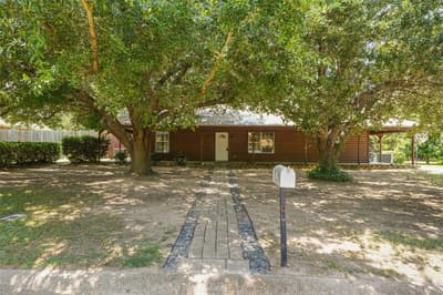 1112 Caprice Drive, Grand Saline TX 75140