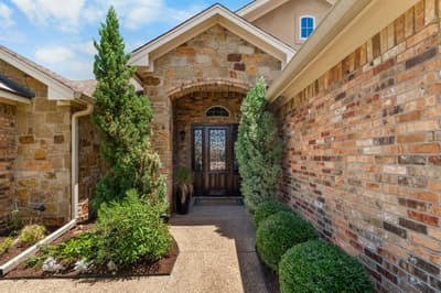 2304 Augustine, Waco TX 76712 - Photo 4