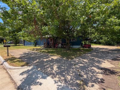 719 E Bullock Street, Denison TX 75021