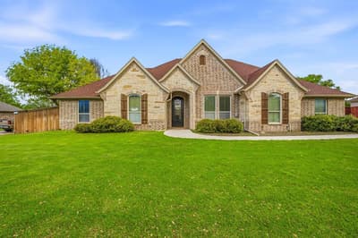 1035 Walking Horse Drive, Stephenville TX 76401