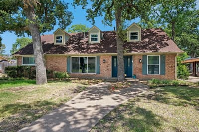 216 Huntingdon Drive, Irving TX 75061