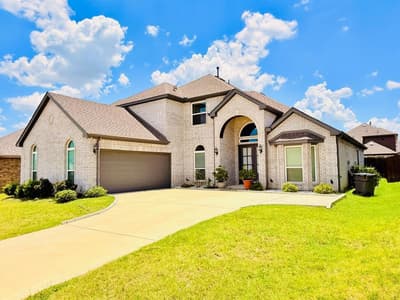 214 Tradd Street, Glenn Heights TX 75154