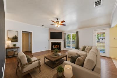 313 N Main Street, Red Oak TX 75154 - Photo 2