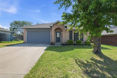 4828 Deal Drive, Fort Worth TX 76135