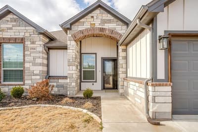 2708 San Gabriel Drive, Granbury TX 76048