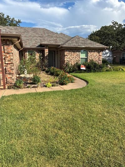 305 Prairie Lane, Granbury TX 76048