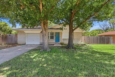 1005 Monterey Drive, Denton TX 76209