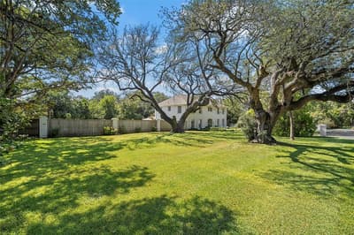 6710 Fish Pond Road, Waco TX 76710 - Photo 4