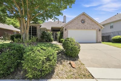 7204 Mesa Verde Trail, Fort Worth TX 76137