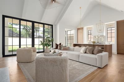 9027 Daytonia Avenue, Dallas TX 75218
