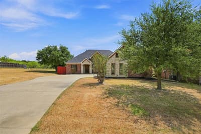 3117 Preston Club Drive, Sherman TX 75092 - Photo 4