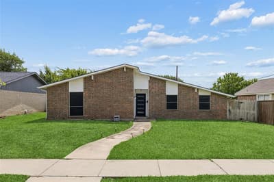 713 Kathryn Drive, Lewisville TX 75067