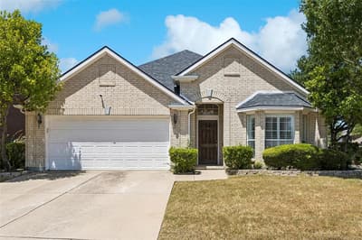 5787 Walnut Creek Drive, Fort Worth TX 76137
