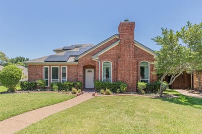 300 Sundance Circle, Irving TX 75063