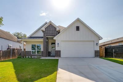 2613 Chestnut Avenue, Fort Worth TX 76164