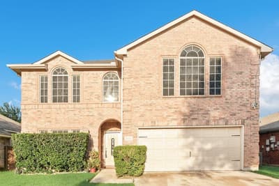 5715 Creekhollow Drive, Arlington TX 76018