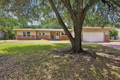 5104 Malinda Lane S, Fort Worth TX 76112