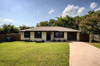 815 Steve Ct, Sanger TX 76266