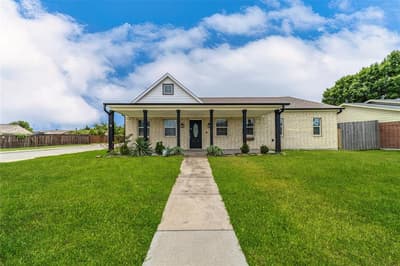 8306 Chesham Drive, Rowlett TX 75088