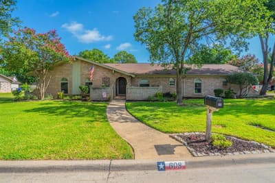 608 Field Street, Colleyville TX 76034