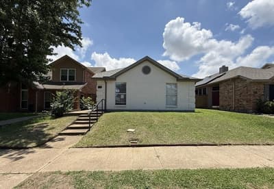 1338 Overlook Drive, Lewisville TX 75067