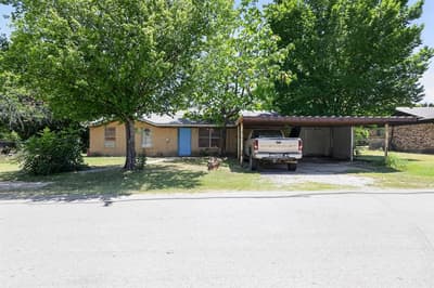 414 Grace Street, Bridgeport TX 76426