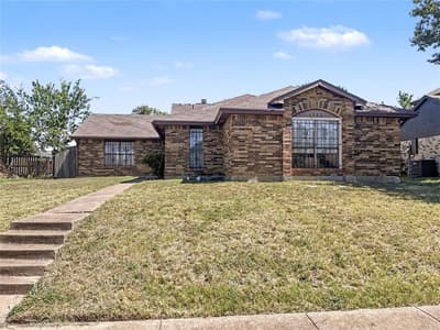1353 Southridge Drive, Lancaster TX 75146