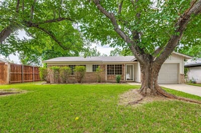705 W Cedar Street, Hurst TX 76053