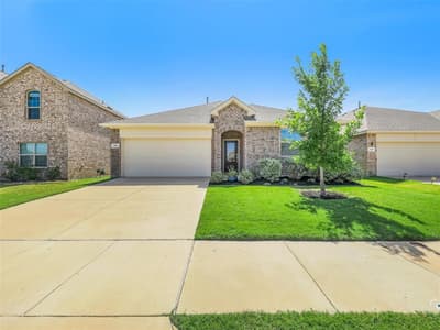 1613 Roadrunner Drive, Little Elm TX 75068