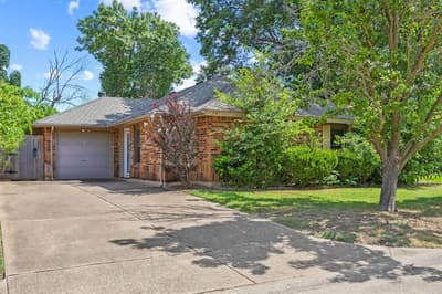 25 Brewster Court, Allen TX 75002