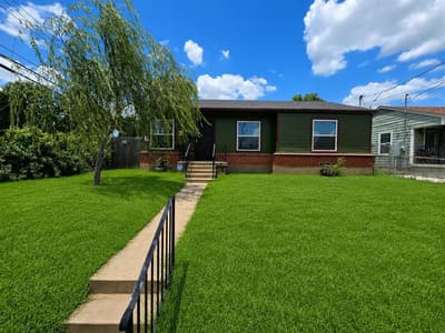 3103 Elsie Faye Heggins Street, Dallas TX 75215