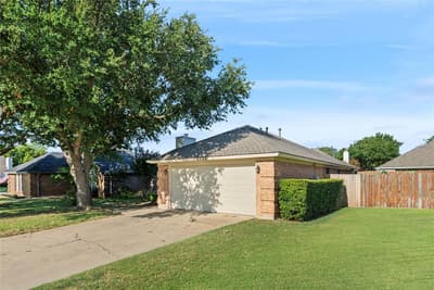 2134 Ridgecliff Drive, Keller TX 76248 - Photo 3