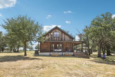 194 County Road 3825, Bridgeport TX 76426