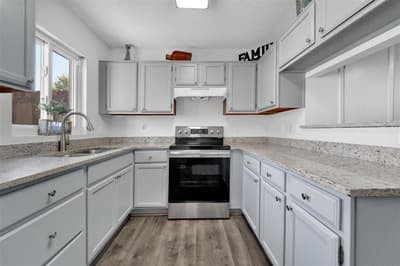 641 Carriagehouse Lane # 7, Garland TX 75040