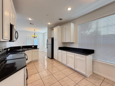 941 Englewood Lane, Plano TX 75025 - Photo 5