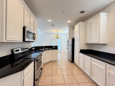 941 Englewood Lane, Plano TX 75025 - Photo 4