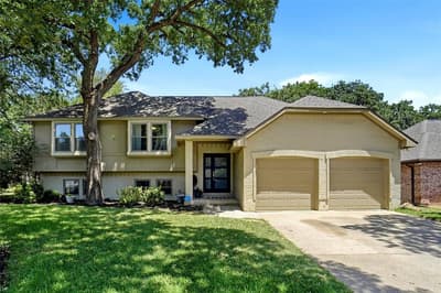 6813 Parkwood Drive, North Richland Hills TX 76182