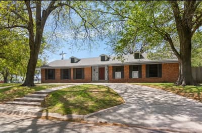 800 Western Hills Drive, Sherman TX 75092